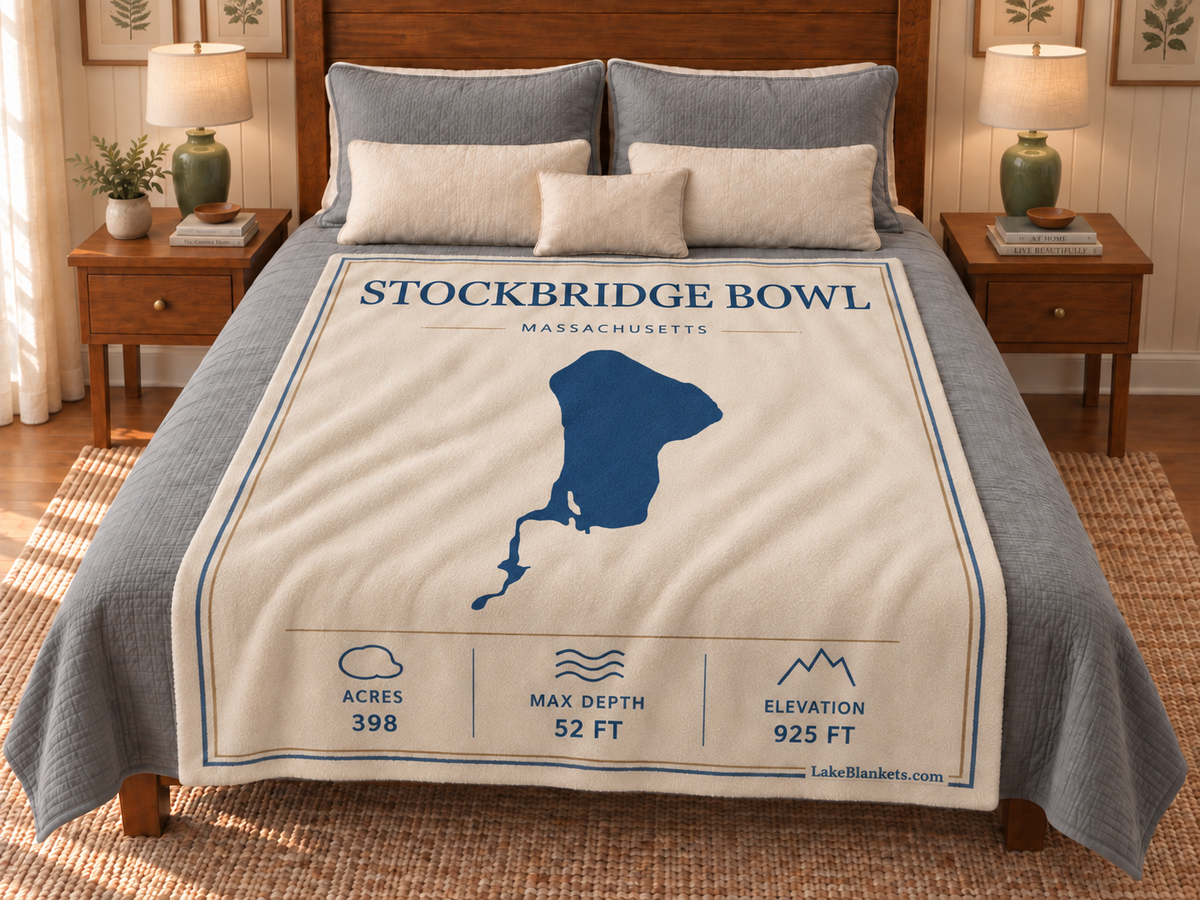 Stockbridge Bowl / Lake Mahkeenac Minimalist blanket displayed on a bed