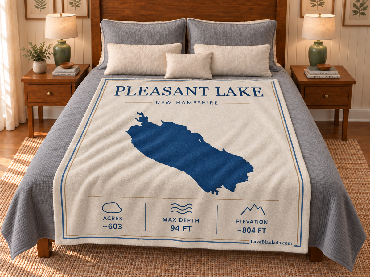 Pleasant Lake (New London) Minimalist blanket displayed on a bed